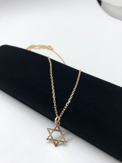 Corrente Masculina com pingente estrela de Davi em ouro 18kl/750