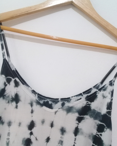 Musculosa shibori Mirei en internet