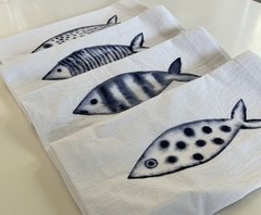 4 Servilletas Blancas Pintadas FISH NAVY - LADO BLANCO