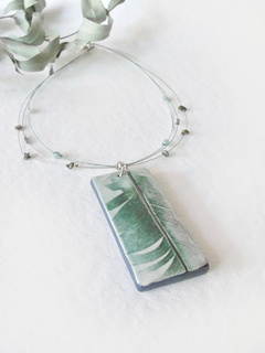 Dije Pluma rectangular en gargantilla con turquesas, amazonita y plata - comprar online
