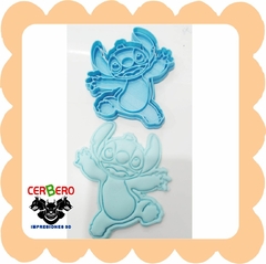 Cortante con stamps Stitch saltando