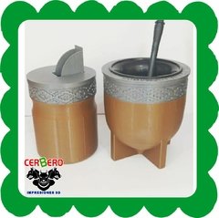 Set de mate simil cuero con guardapampa