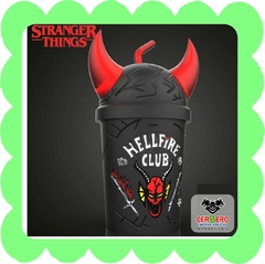 Vaso Hellfire Club (Stranger Things) con sorbete