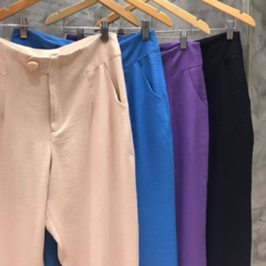 Calça em viscose feminina com botão - comprar online