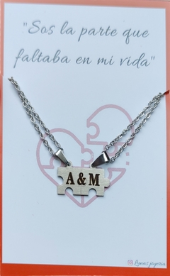 Collares rompecabezas con grabado personalizado