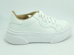 ZAPATILLA BLANCA CON BASE BLANCA ART 499 -