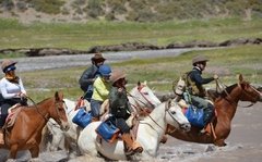 Cabalgata al Milagro de los Andes-Avion de los Uruguayos - Mendoza - Summit Project