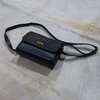 Bolsa de couro feminina que vira de cor - com vídeo - Produtos de couro direto de Gramado RS | Tapetes de couro | Pelegos