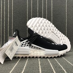 Adidas NMD na internet