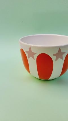 Bowl mediano naranja con estrella amarilla - comprar online