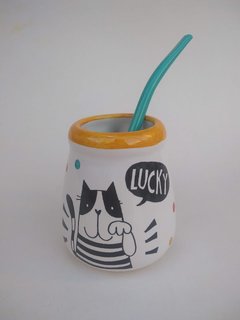 Mate ilustrado LUCKY amarillo