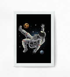 Quadro Astronauta jogando futebol