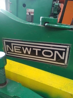 Metaleira Hidráulica Newton / -- 80024 - Celiza Máquinas