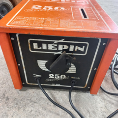 Solda Elétrica Liepin 250 A Monofásica 220 V / -- 00664 Nc - loja online