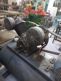 Compressor De Ar 10 Cv 1760 Rpm Trifásico 220 V / -- 00238