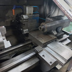 Torno Cnc Nardini Logic 175 - 220 Volts / -- 00667 Nc - loja online