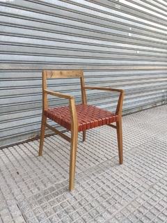 N.90 Silla con asiento de cuero