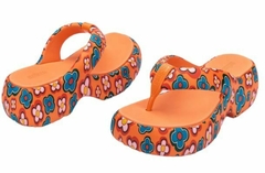 Melissa Free Fuzzy Printed Platform na internet