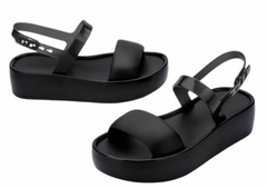 Melissa Float Platform na internet