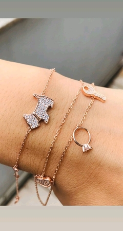 Pulsera perro de plata 925 bañanda en oro rose y cubics