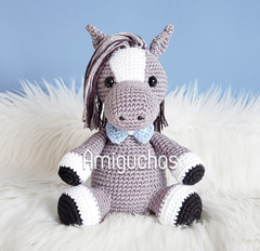 cavalo amigurumi