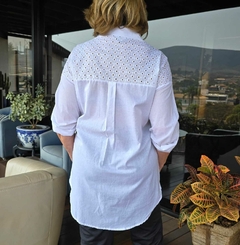 BS-0772 - Camisa de laise branca - Kelch