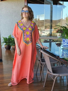 KA-0012 - Kaftan túnica longa, coral flores amarelas- 2371 - comprar online