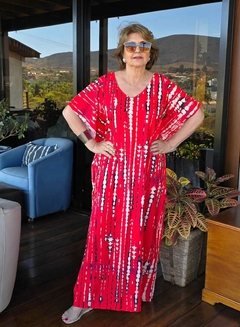 VE-0717 Vestido estilo kaftan estampa fundo vermelho - comprar online