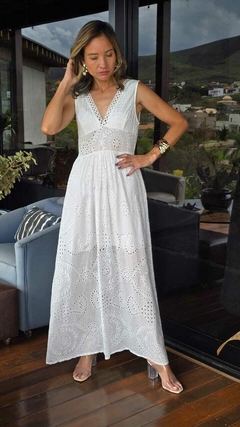 VE-0777 - Vestido longo laise branco renda circulos vazados no decote - loja online