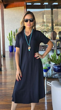 VE-0744- Vestido midi básico preto barra arredondada na internet