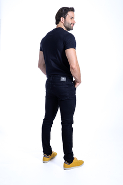 CALÇA SKINNY NORILSK BLACK REF. 202305 na internet