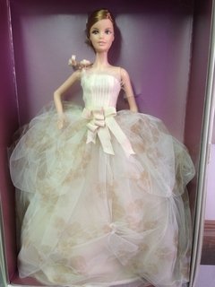 Vera Wang Bride: The Traditionalist Barbie doll - comprar online