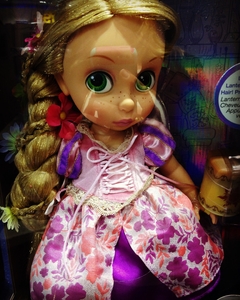 Imagem do Disney Animators' Collection Rapunzel Doll – Special Edition Disney Parks Tangled