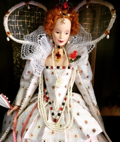 Queen Elizabeth Barbie doll - loja online