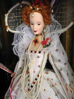 Imagem do Queen Elizabeth Barbie doll