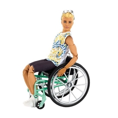 Ken Fashionista 167 - Loiro com cadeira de rodas