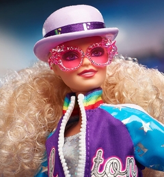 Elton John Barbie doll na internet