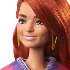 Barbie Fashionista 141 - Ruiva e vestido Tie dye na internet