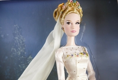 Disney Limited Edition Platinum Cinderella Wedding Doll Se…