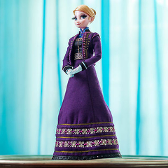 Elsa Regal Dress Limited Edition Doll