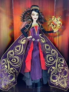 Evil Queen Limited Edition Doll – Disney Designer Collection Midnight Masquerade Series - Michigan Dolls