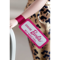 Imagem do Barbie® Signature 1961 Brownette Bubble Cut Barbie™ Doll