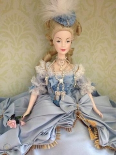 Marie Antoinette Barbie doll na internet