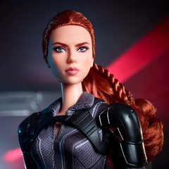 Marvel's Black Widow Barbie doll na internet