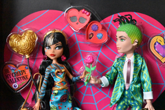 Imagem do Monster High Cleo and Deuce Howliday Love Edition 2 Pack