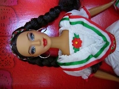 Cinco de Mayo Barbie Doll - comprar online