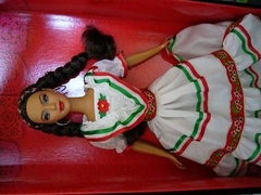 Cinco de Mayo Barbie Doll na internet