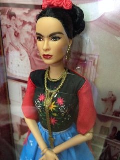 Barbie Frida Kahlo - loja online