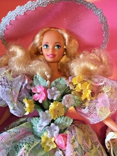 Spring Bouquet Barbie doll na internet