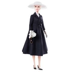 Grace Kelly The Romance Barbie doll - comprar online